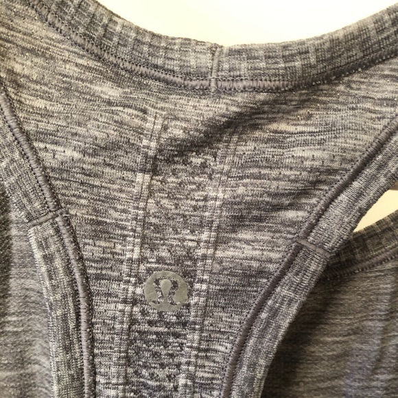 Lululemon grey tank